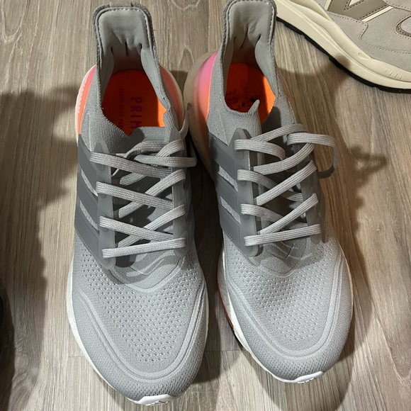 Adidas ultra boost - Picture 1 of 3